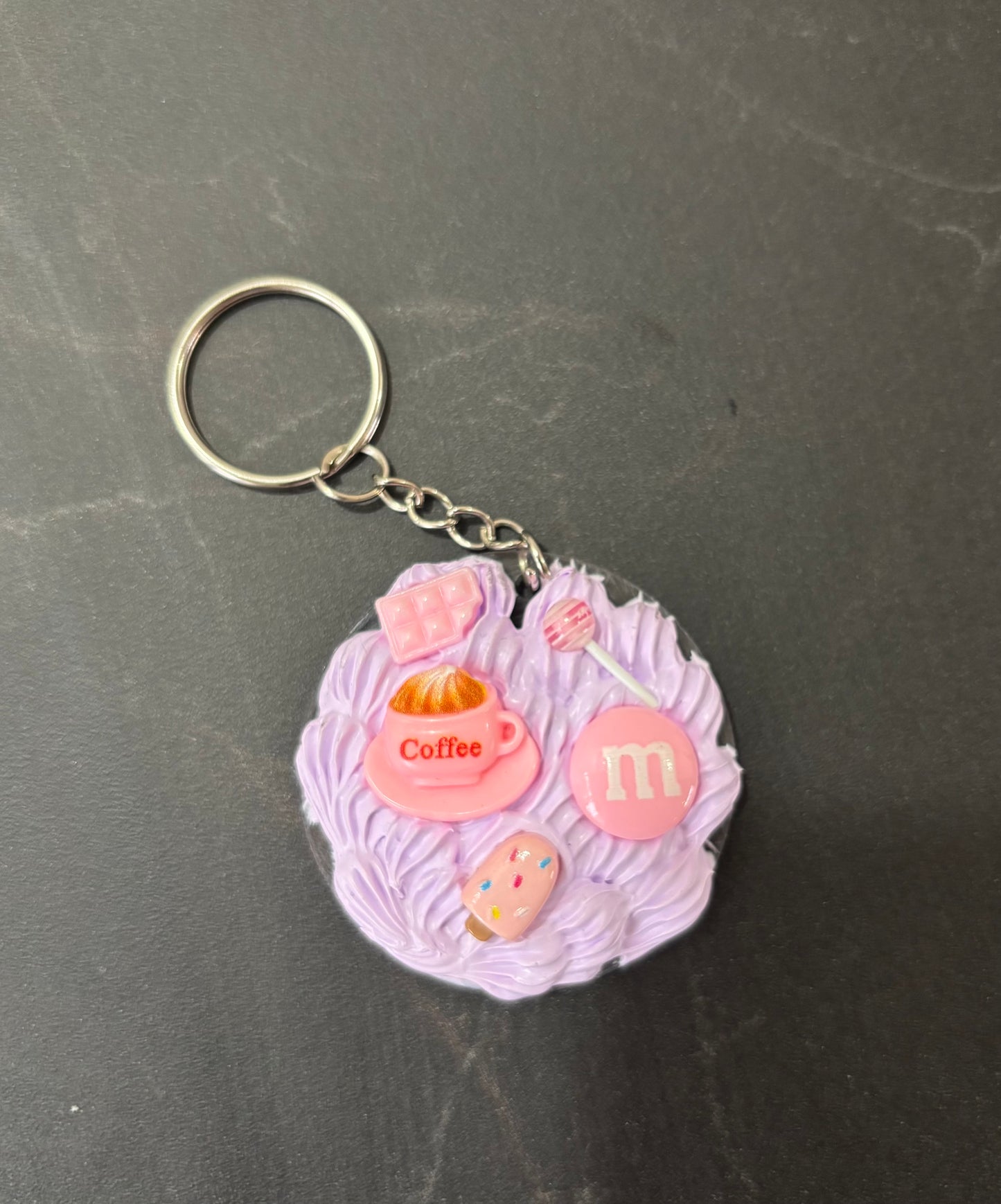 Porte clé crème colle chantilly